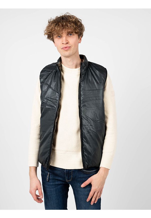 Pepe Jeans Bezrękawnik "Jack" | PL402589 | Jack | Mężczyzna | Khaki, Moro. Okazja: na co dzień. Kolor: brązowy. Materiał: poliester. Długość rękawa: bez rękawów. Wzór: moro. Styl: casual