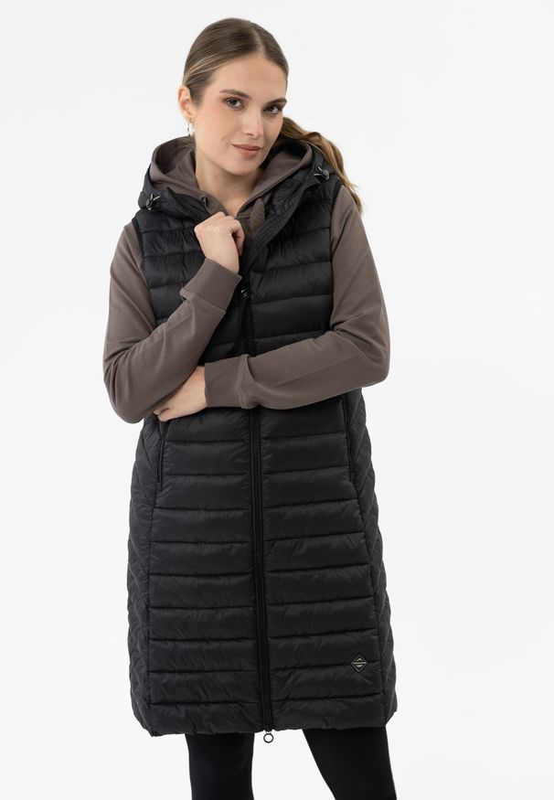 Volcano - Długi bezrękawnik V-CLARA. Okazja: na co dzień. Typ kołnierza: kaptur. Materiał: materiał. Długość rękawa: bez rękawów. Długość: długie. Styl: casual