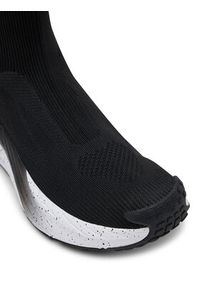EA7 Emporio Armani Sneakersy X8Z057 XK430 K485 Czarny. Kolor: czarny. Materiał: materiał
