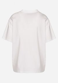 Born2be - Biały Bawełniany Klasyczny T-shirt Kollira. Okazja: na co dzień. Kolor: biały. Materiał: bawełna. Styl: klasyczny #6