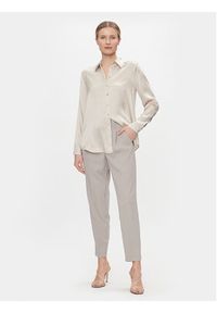 Vero Moda Chinosy Wendy 10301440 Szary Tapered Fit. Kolor: szary. Materiał: syntetyk