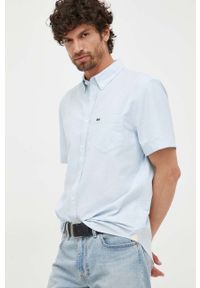 Lacoste koszula bawełniana męska kolor niebieski regular z kołnierzykiem button-down. Typ kołnierza: button down. Kolor: niebieski. Materiał: bawełna. Długość rękawa: krótki rękaw. Długość: krótkie #1