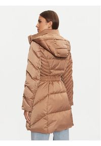 Guess Płaszcz zimowy New Olga W4BL40 WEX52 Beżowy Regular Fit. Kolor: beżowy. Materiał: syntetyk. Sezon: zima