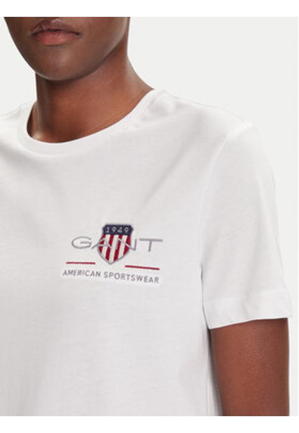 GANT - Gant T-Shirt Bisiklet Yaka 4200277 Biały Regular Fit. Kolor: biały. Materiał: bawełna