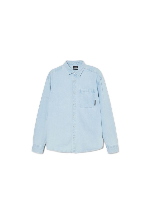 Cropp - Niebieska koszula z denimu - Niebieski. Kolor: niebieski. Materiał: denim. Długość rękawa: długi rękaw. Długość: długie. Wzór: nadruk