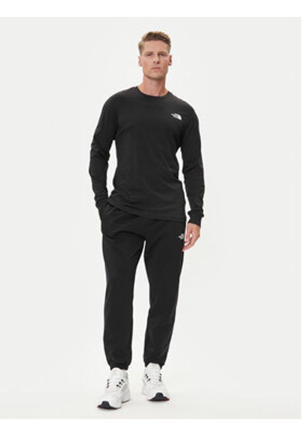 The North Face Longsleeve Easy NF0A8A6F Czarny Regular Fit. Kolor: czarny. Materiał: bawełna, syntetyk. Długość rękawa: długi rękaw