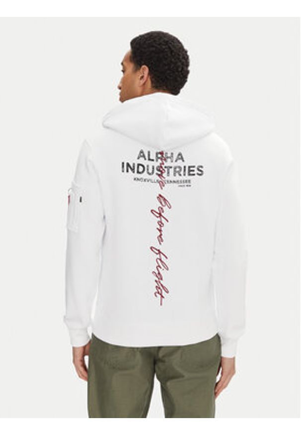 Alpha Industries Bluza Signature Back Print 148341 Biały Regular Fit. Kolor: biały. Materiał: bawełna. Wzór: nadruk
