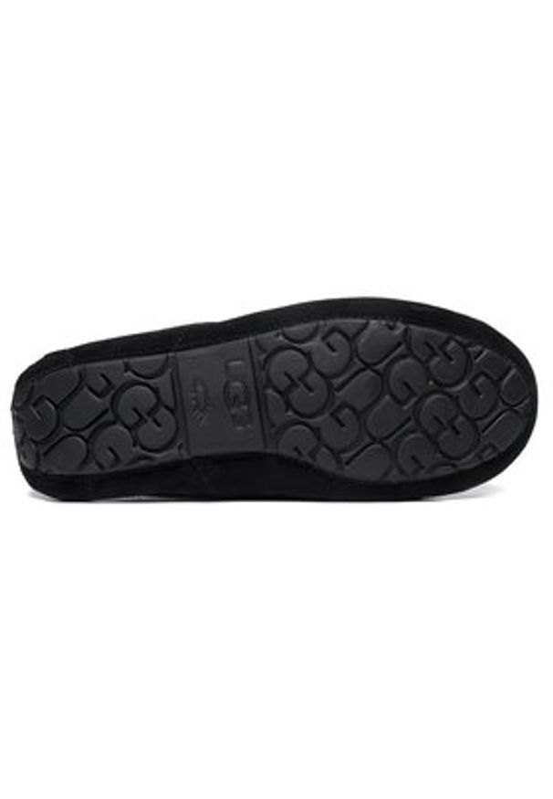 Ugg Kapcie M Ascot 1101110 Czarny. Kolor: czarny. Materiał: skóra