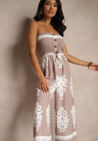 Renee - Beżowy Kombinezon Bandeau Ozdobiony Ornamentnym Motywem i Guzikami Liravessa. Okazja: na co dzień. Kolor: beżowy. Wzór: aplikacja. Styl: elegancki, casual #3