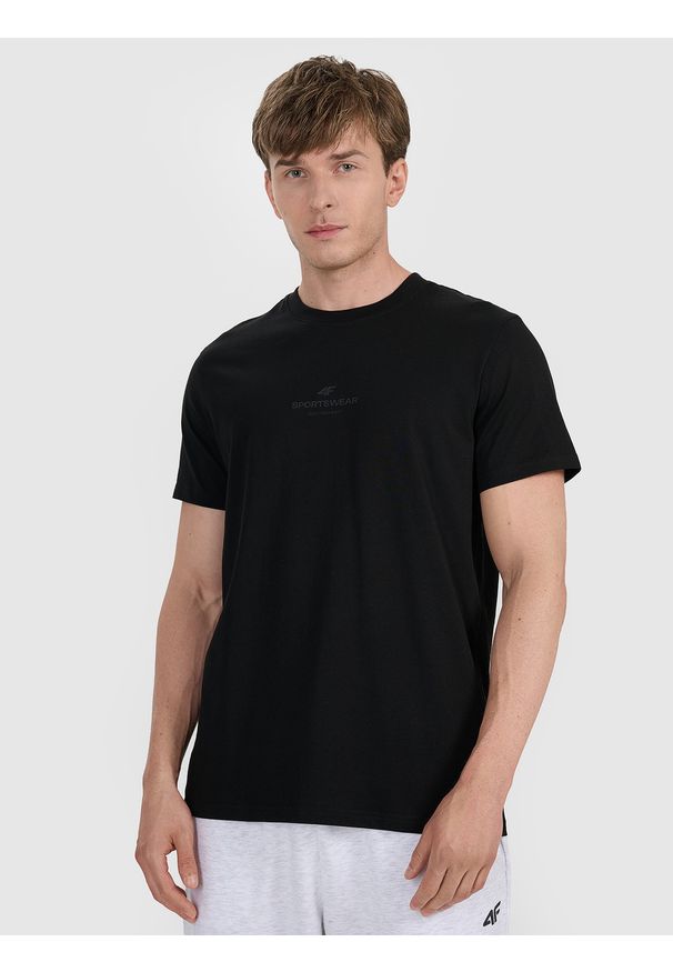 4f - 4F T-shirt regular z nadrukiem męski - czarny M. Okazja: na co dzień. Kolor: czarny. Materiał: jersey, materiał, bawełna. Długość rękawa: krótki rękaw. Długość: krótkie. Wzór: nadruk. Styl: klasyczny, sportowy, casual