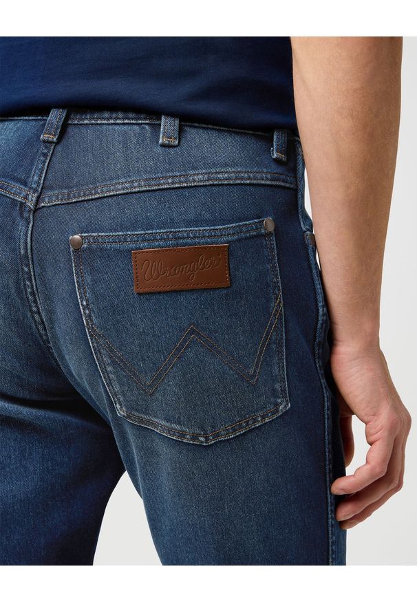Wrangler - MESKIE SPODNIE WRANGLER RIVER FOG 112370922