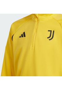 Bluza piłkarska dla dzieci Adidas Juventus Tiro 23 Training Top Juniors. Kolor: beżowy, wielokolorowy, żółty. Materiał: materiał. Sport: piłka nożna