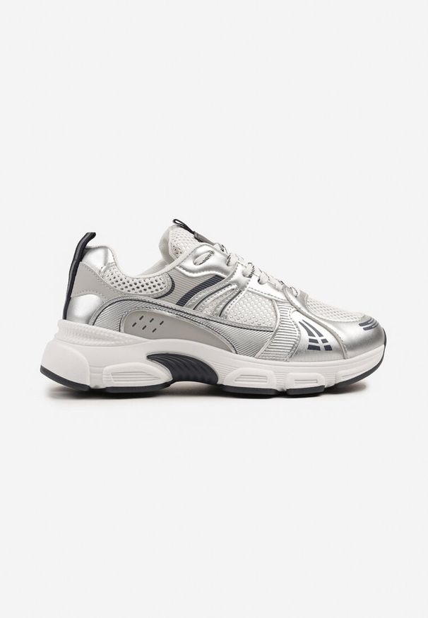 Renee - Biało-Srebrne Streetwearowe Sneakersy ze Wstawkami z Siateczki Deylisse. Okazja: na co dzień, na spacer. Kolor: biały. Materiał: jeans. Szerokość cholewki: normalna. Sport: turystyka piesza