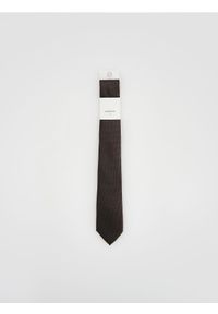 Reserved - Wąski krawat w drobny wzór - ciemnobrązowy. Kolor: brązowy #1