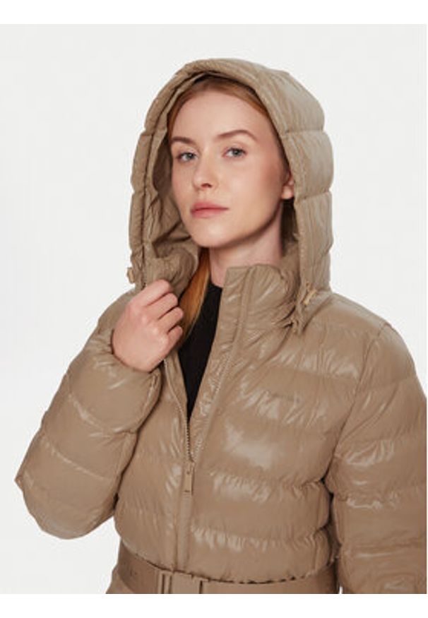 Calvin Klein Kurtka zimowa LV044D542G Beżowy Regular Fit. Kolor: beżowy. Materiał: syntetyk. Sezon: zima
