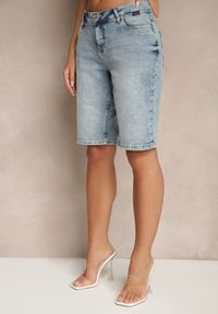 Renee - Jasnoniebieskie Klasyczne Szorty Jeansowe Tilloria. Okazja: na co dzień, na spacer. Kolor: niebieski. Materiał: jeans. Sezon: lato. Styl: klasyczny #4