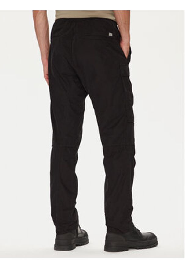 C.P. Company Spodnie materiałowe 19CMPA173A110324G Czarny Regular Fit. Kolor: czarny. Materiał: bawełna