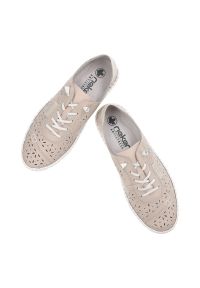 Różowe Półbuty Rieker Wygodne Obuwie Damskie. Kolor: różowy. Wzór: ażurowy. Styl: sportowy #6