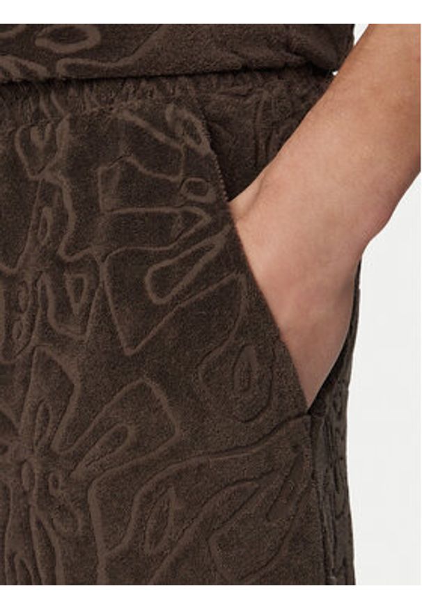 JOOP! Jeans Szorty materiałowe Wailoa 30102000 Brązowy ciemny Regular Fit. Kolor: brązowy. Materiał: syntetyk