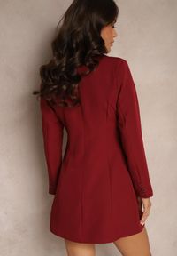 Renee - Bordowa Sukienka w Stylu Marynarki z Usztywnionymi Ramionami Ozdobiona Kwiatami 3D Nelorien. Okazja: na co dzień. Kolor: czerwony. Wzór: aplikacja, kwiaty. Styl: elegancki, casual #3