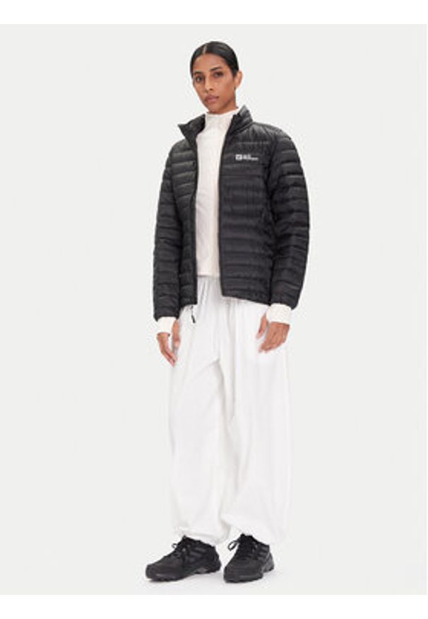 Jack Wolfskin Kurtka puchowa Pilvi 1207761 Czarny Regular Fit. Kolor: czarny. Materiał: syntetyk