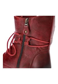 Czerwone Botki Maciejka Damskie Modne Obuwie. Kolor: czerwony. Materiał: skóra, materiał. Szerokość cholewki: normalna. Styl: elegancki #7