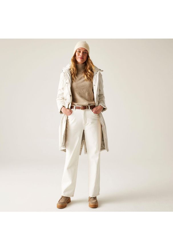 Regatta - Płaszcz damski przejściowy ocieplany przeciwdeszczowy Yannta. Kolor: beżowy. Materiał: puch, materiał. Długość: długie. Sport: turystyka piesza