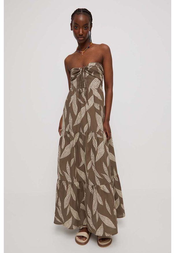 medicine - Medicine sukienka bawełniana kolor beżowy maxi rozkloszowana. Kolor: beżowy. Materiał: bawełna. Typ sukienki: rozkloszowane. Długość: maxi