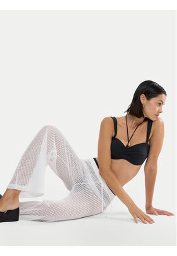 Triumph Góra od bikini Summer Twist DP 10222253 Czarny. Kolor: czarny. Materiał: syntetyk