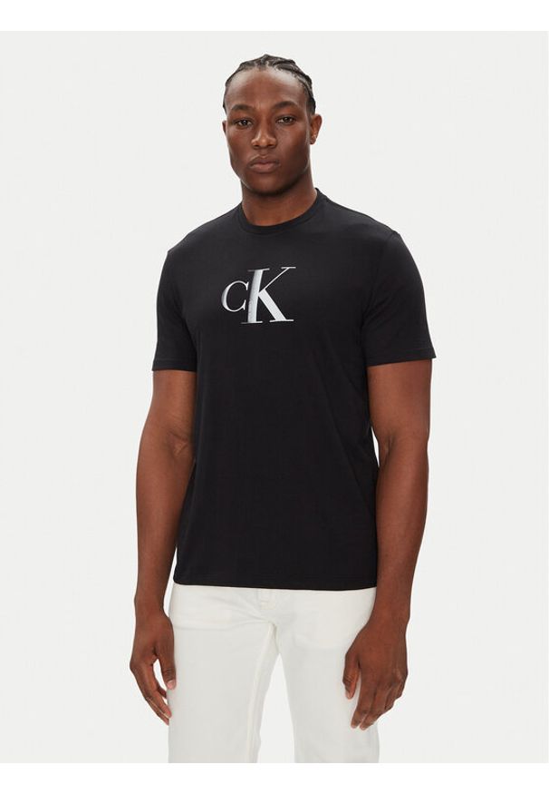 Calvin Klein Jeans T-Shirt Center Monogram LV04RC857G Czarny Regular Fit. Kolor: czarny. Materiał: bawełna