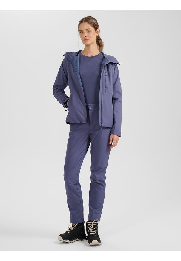 4f - 4F Kurtka softshell wiatroodporna membrana 10000 damska - granatowa XS. Kolor: niebieski. Materiał: softshell. Technologia: Primaloft. Wzór: gładki. Sport: wspinaczka, turystyka piesza