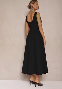Renee - Czarna Rozkloszowana Sukienka z Bawełny Haladrea. Okazja: na co dzień, na imprezę. Kolor: czarny. Materiał: bawełna. Styl: klasyczny, casual #4