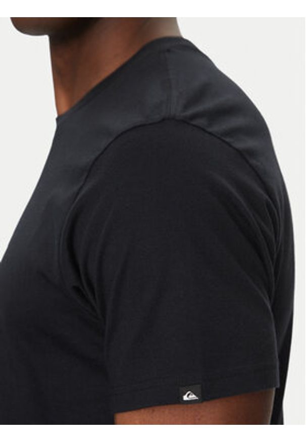 Quiksilver T-Shirt EQYZT08062 Czarny Regular Fit. Kolor: czarny. Materiał: bawełna