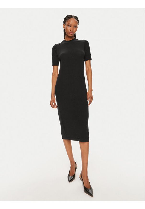 Calvin Klein Sukienka dzianinowa K20K207221 Czarny Slim Fit. Kolor: czarny. Materiał: wełna