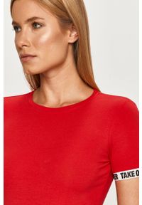 TALLY WEIJL - Tally Weijl - T-shirt. Okazja: na co dzień. Kolor: czerwony. Materiał: bawełna, dzianina, elastan. Wzór: nadruk. Styl: casual #4