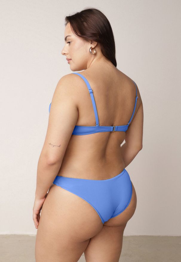 Born2be - Niebieskie Bikini Marszczony Biustonosz i Klasyczne Majtki Figi Mhyrera. Kolekcja: plus size. Kolor: niebieski