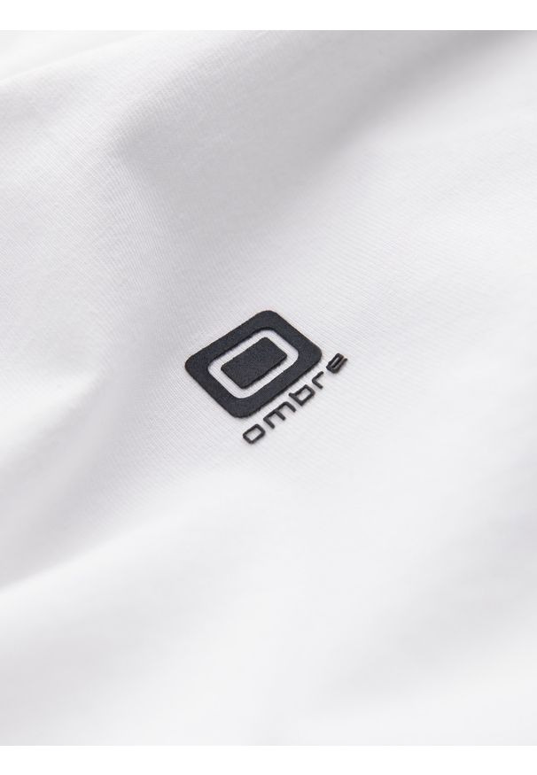 Ombre Clothing - Longsleeve męski z elastanem sygnowany z dekoltem w serek - biały V1 - Rozmiar: XL. Okazja: na co dzień. Typ kołnierza: dekolt w serek. Kolor: biały. Materiał: elastan. Długość rękawa: długi rękaw. Wzór: gładki, jednolity. Styl: klasyczny, casual