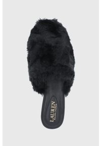 Lauren Ralph Lauren Kapcie kolor czarny. Nosek buta: okrągły. Kolor: czarny. Materiał: materiał. Wzór: gładki