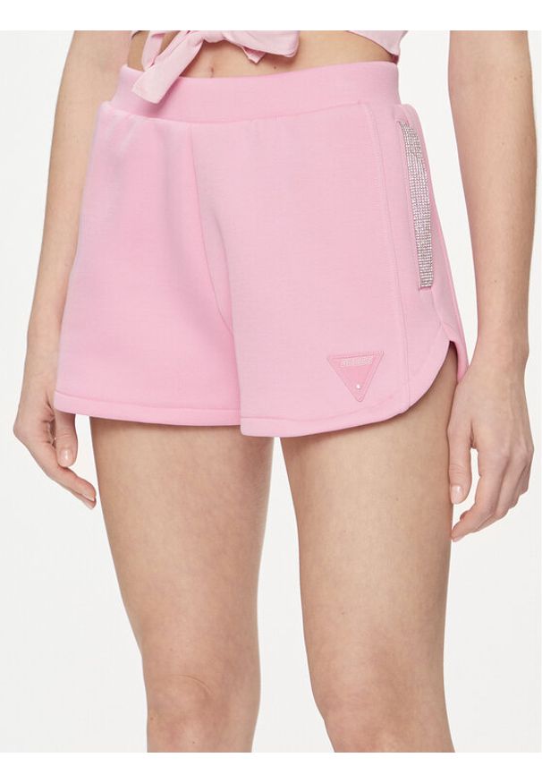 Guess Szorty materiałowe Kiara V4GD16 FL04P Różowy Regular Fit. Kolor: różowy. Materiał: syntetyk, bawełna