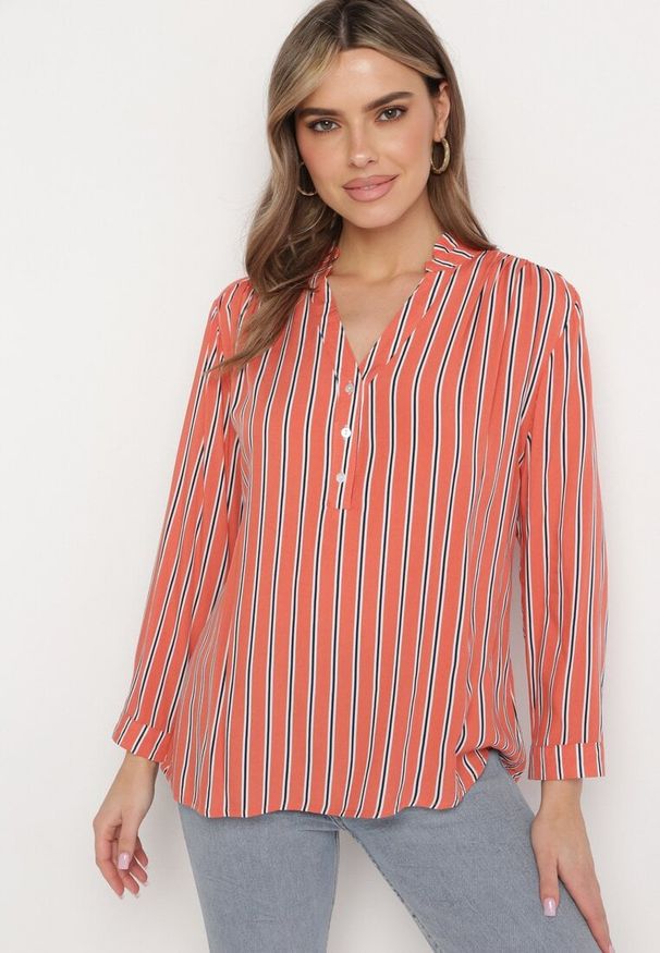 Born2be - Pomarańczowa Koszula z Wiskozy w Paski Rainne. Okazja: do pracy. Kolor: pomarańczowy. Materiał: wiskoza. Wzór: paski