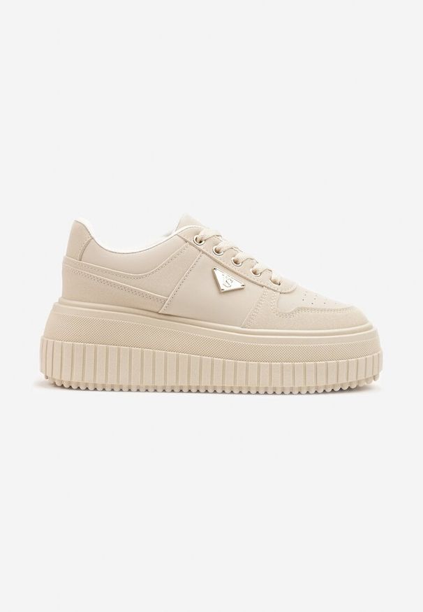 Renee - Beżowe Sznurowane Sneakersy Vices Tłoczonej Platformie Ozdobione Trójkątem Raviri. Zapięcie: sznurówki. Kolor: beżowy. Materiał: jeans. Wzór: aplikacja. Obcas: na platformie