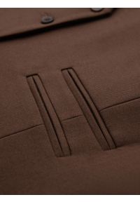 Ombre Clothing - Męska kamizelka garniturowa z klasycznym detalem i podszewką – brązowa V2 - Rozmiar: L. Kolor: brązowy. Materiał: wiskoza, poliester, materiał. Styl: klasyczny #8