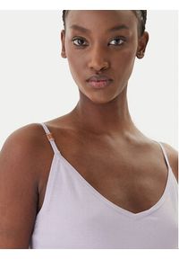 Guess Top O6GR01 Z5302 Fioletowy Regular Fit. Kolor: fioletowy. Materiał: wiskoza #3