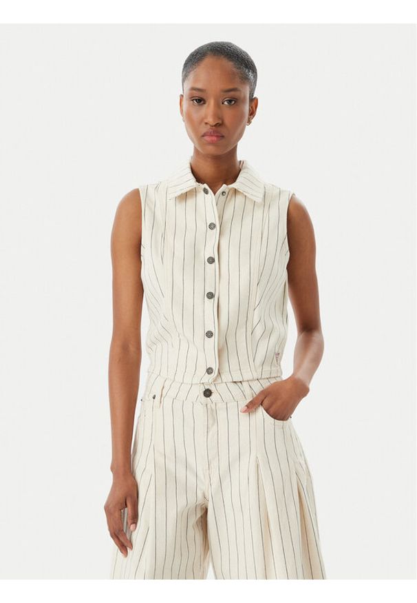 Guess Jeans Kamizelka W6GHZ9 D7961 Écru Slim Fit. Kolor: kremowy. Materiał: bawełna