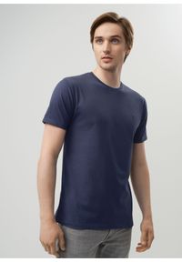 Ochnik - Granatowy T-shirt męski z logo. Kolor: niebieski. Materiał: bawełna. Długość: krótkie #1