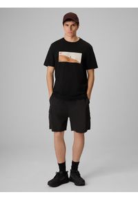 4f - 4F T-shirt relaxed z nadrukiem męski - czarny M. Okazja: na co dzień. Kolor: czarny. Materiał: materiał. Wzór: nadruk. Styl: casual #2