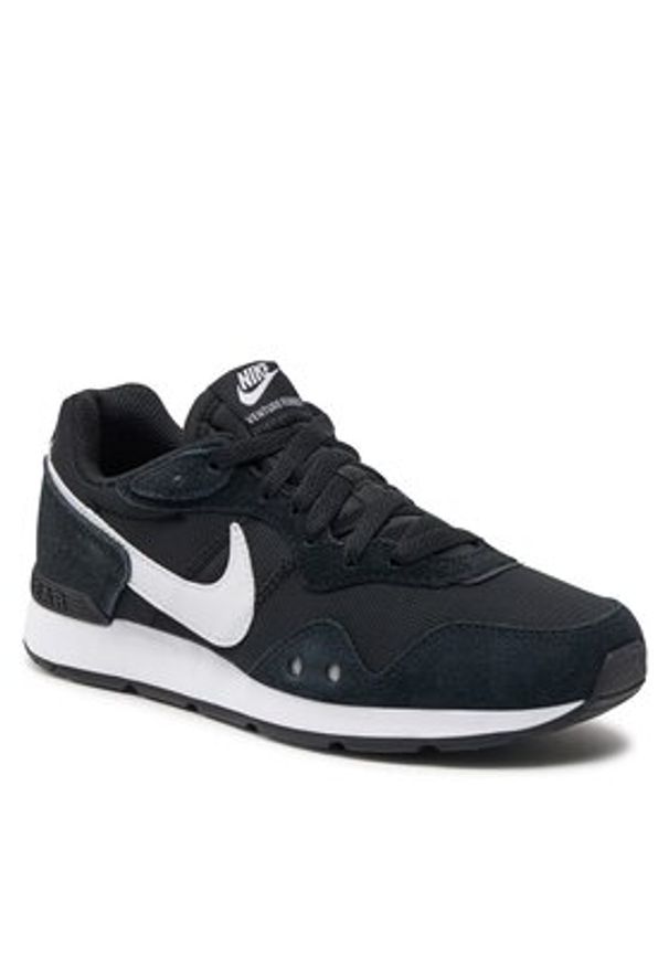 Nike Sneakersy Venture Runner CK2948 001 Czarny. Kolor: czarny. Materiał: materiał
