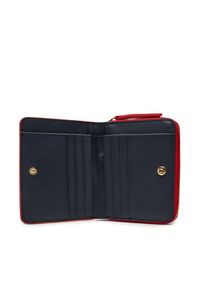 TOMMY HILFIGER - Tommy Hilfiger Mały Portfel Damski Th Logotape Med Za AW0AW17408 Czerwony. Kolor: czerwony. Materiał: skóra