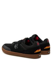 Etnies Sneakersy Marana X Santa Cruz 4107000612 Czarny. Kolor: czarny. Materiał: materiał