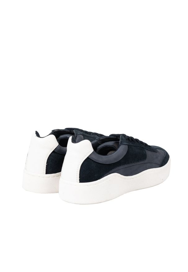 Geox Sneakersy "Colbyn B" | U947XB 04322 | Mężczyzna | Granatowy. Kolor: niebieski. Materiał: skóra